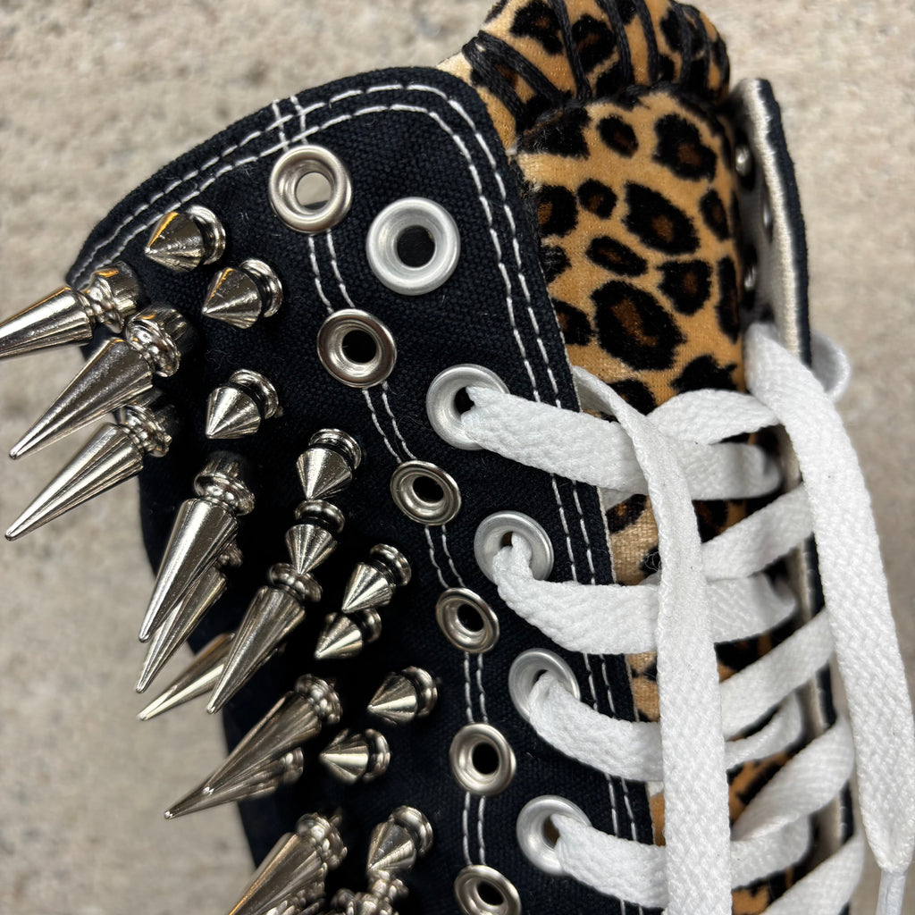 KNEE HIGH CUSTOM LEOPARD CONS