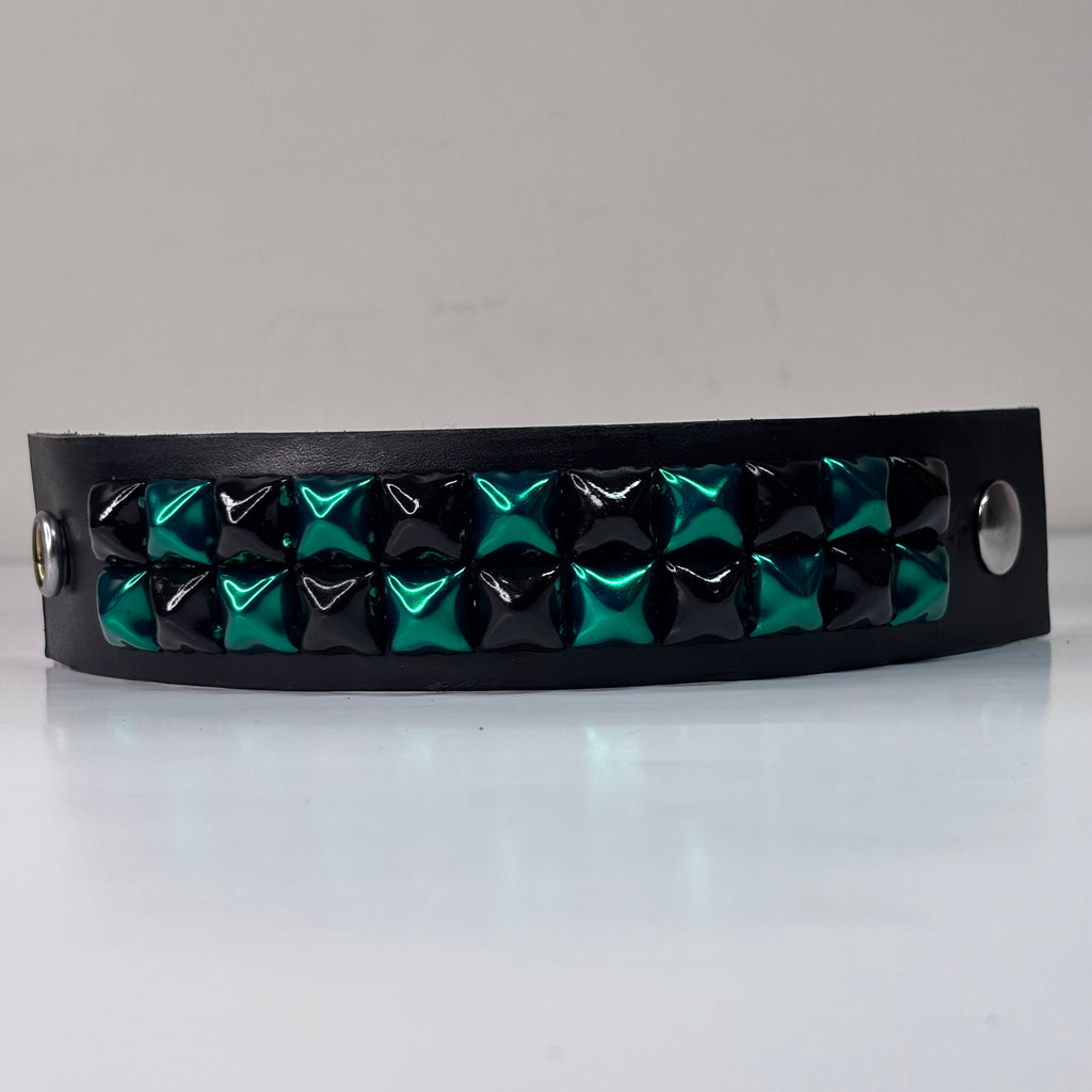 GREEN/BLACK 2 ROW STUDDED CUFF