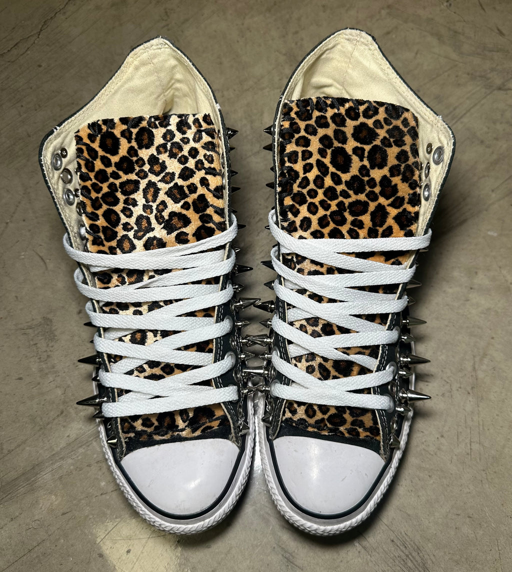 SPIKED LEOPARD CHUCKS