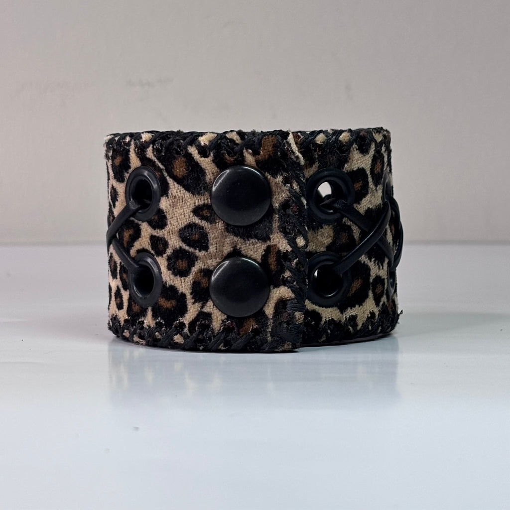 LEOPARD CUFF