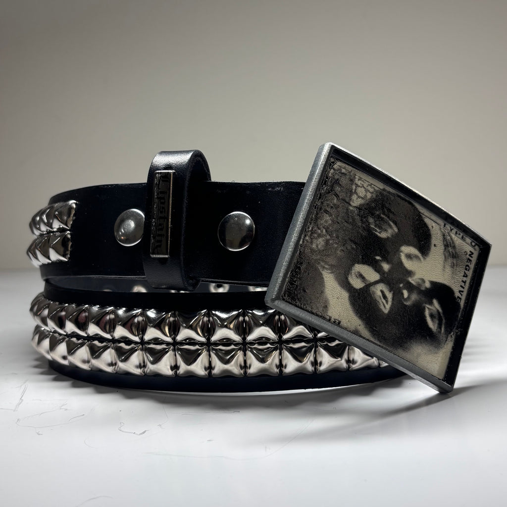 BLOODY KISSES STUDDED BELT