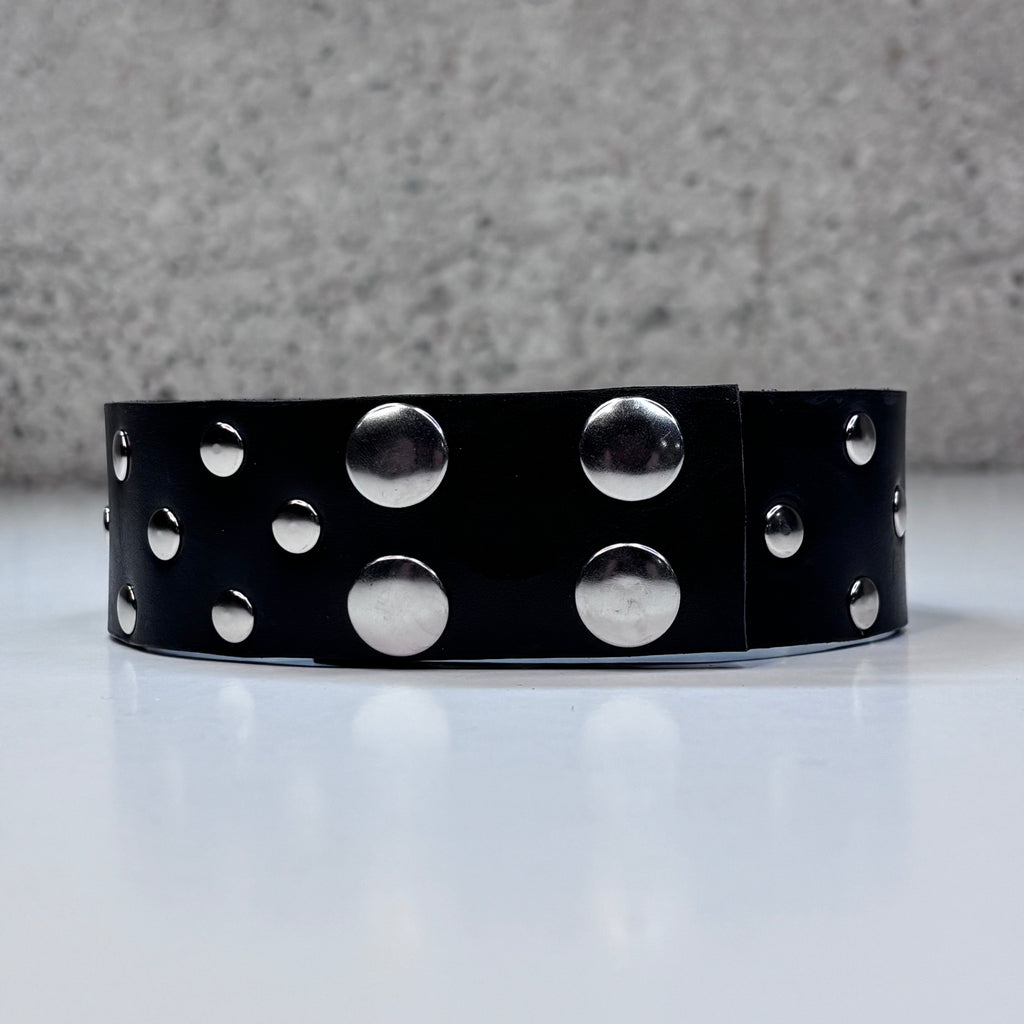 DOME STUDDED CHOKER