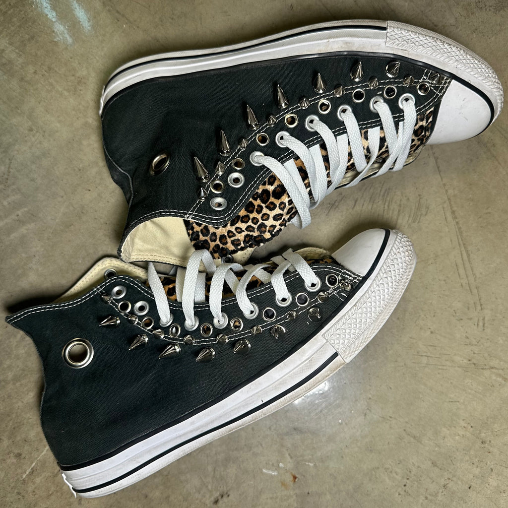 SPIKED LEOPARD CHUCKS