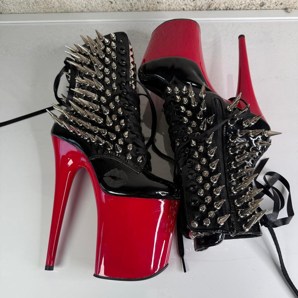 CUSTOM SPIKEY PLEASERS